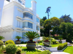 Отель Apartamento na Calçada prara o Centro e Vale do Quilombo  Грамаду